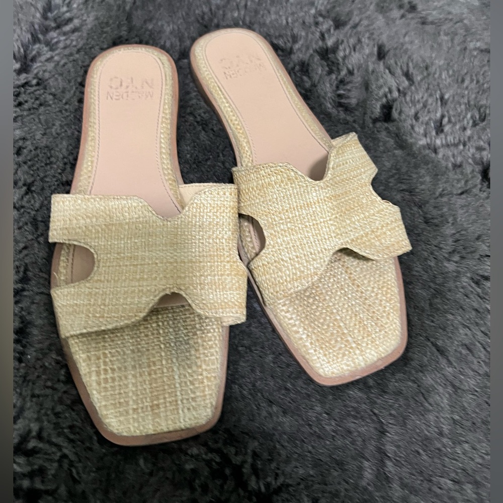 Madden NYC Square Toe Woven Slide Sandals Size 7 1/2